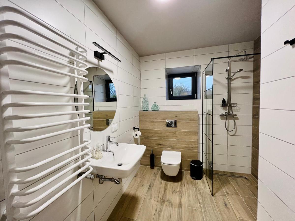 Garden Loft Villa Roczyny Exteriör bild